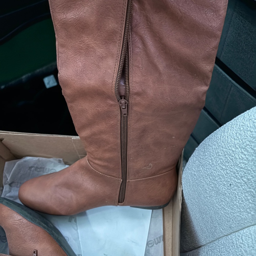 Brown Knee-High Women's Boots